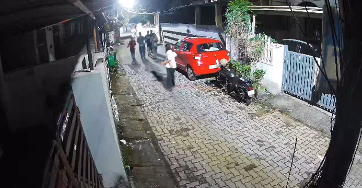 kochi-comment-girls-attack-case.jpg