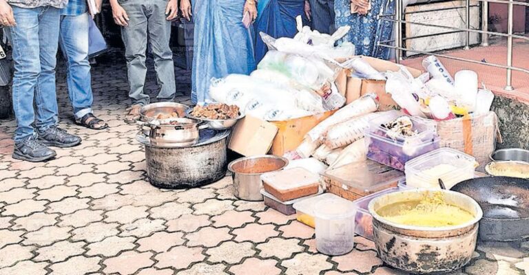 kottayam-stale-food-raid-1.jpg