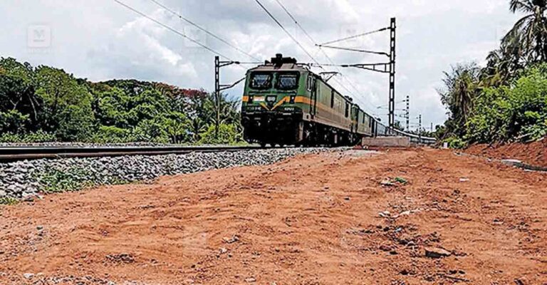 palappuram-railway-statio.jpg