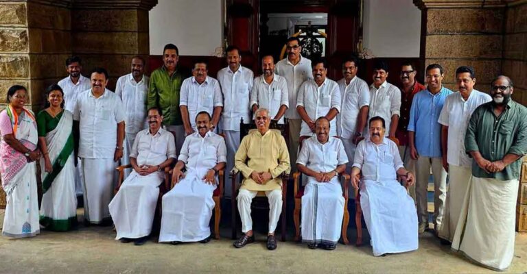vd-satheesan-rajendra-arlekar-and-ministers.jpg
