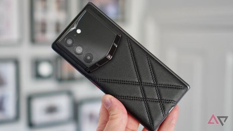 vertu-alphafold-hand.JPG