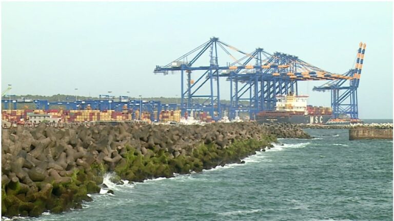 w-1280h-720format-jpgimgid-01jbmb3dytg6r3e1tdn4ad3qtvimgname-vizhinjam-port.jpg