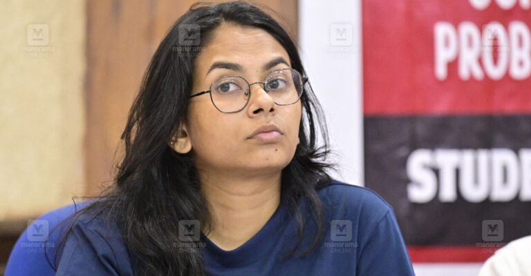 aishe-ghosh.jpg