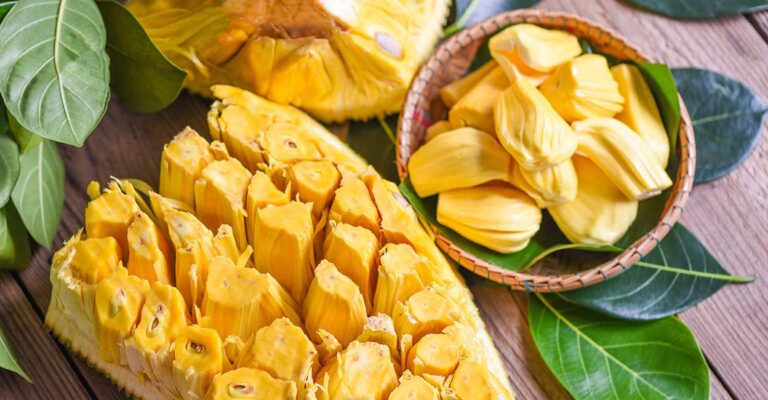 jackfruit-Bigc-Studio-shutterstock.jpg