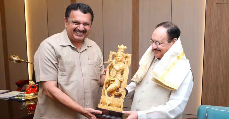 k-muraleedharan-and-jp-nadda.jpg