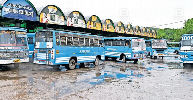 private-bus-palakkad-1.jpg