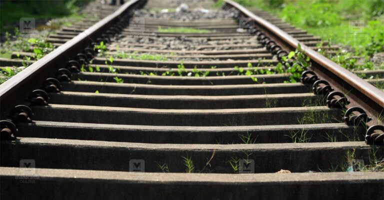 railway-track.jpg