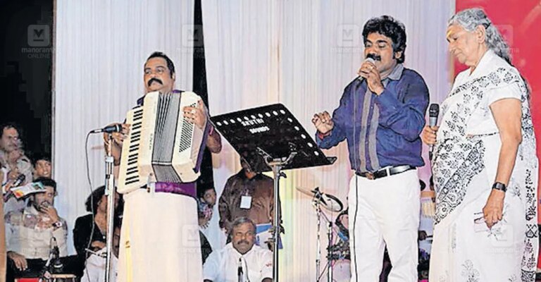 s-janaki-last-performance-kozhikode-1.jpg