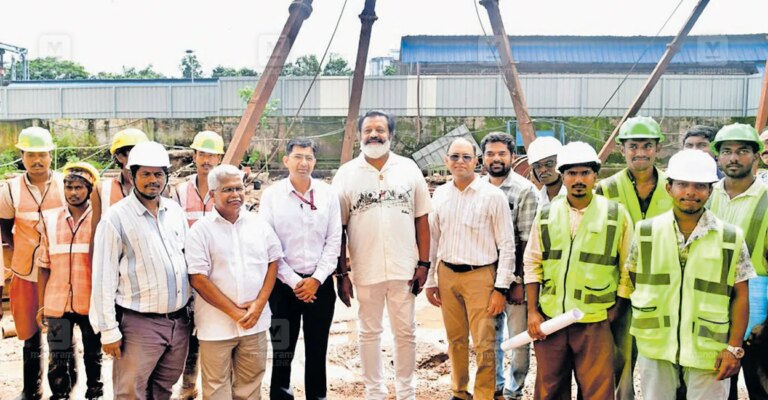 suresh-gopi-reviews-thrissur-railway-station-redevelopment-1.jpg