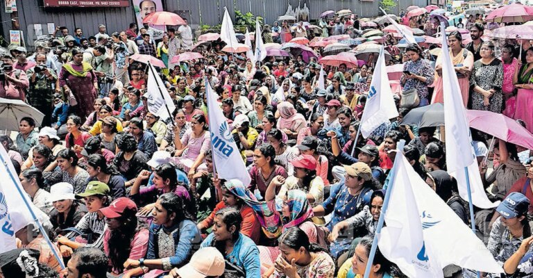 thrissur-nurses-strike-1.jpg
