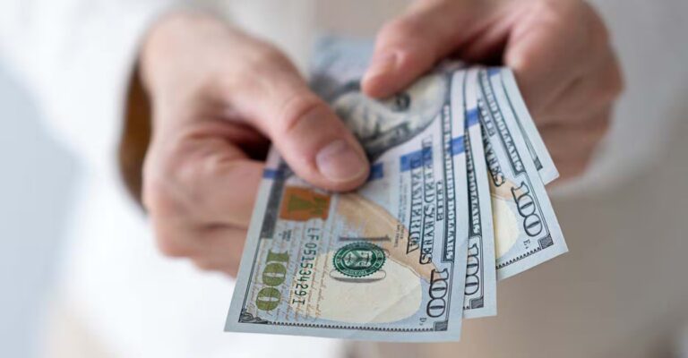 us-dollar-main.jpg