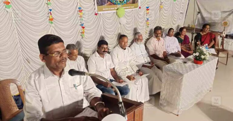 vaikom-news-grandparents-meet.jpg