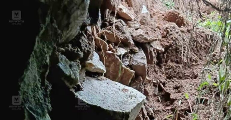 vithura-highway-damage.jpg