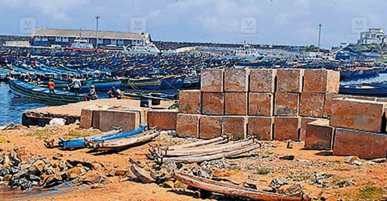 vizhinjam-port-construction.jpg