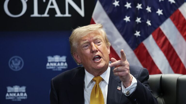 w-1280h-720format-jpgimgid-01kxe2qmte3hq0r92kbqb3dwq2imgname-donald-trump-hormuz-usa-17839578038.jpeg