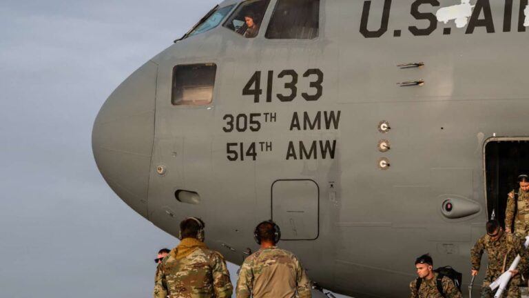 w-1280h-720format-jpgimgid-01kyms97h3kagwdzx2hvd24w4ximgname-us-air-base-south-korea-17852565171.jpeg