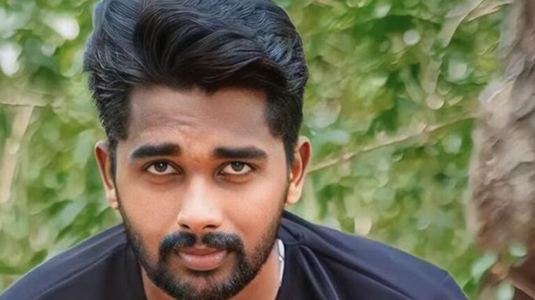 akhil.jpg