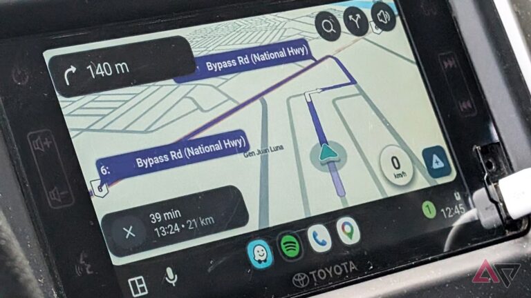 android-auto-toyota-innova-head-unit-display-with-waze-app-for-navigation.jpg