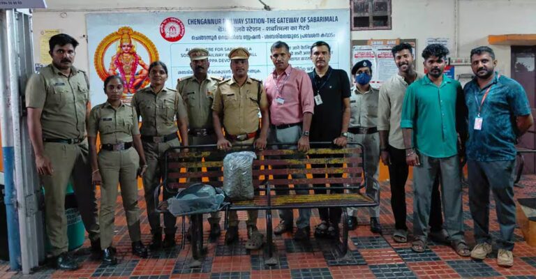 chenganur-excise-rpf-ganja-seizure.jpg