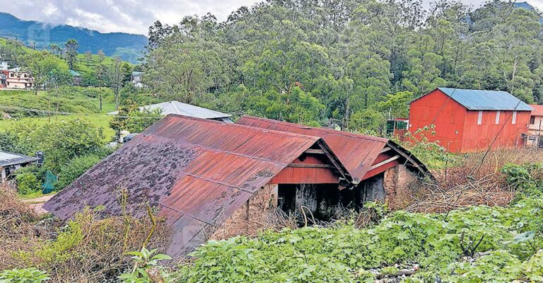 devikulam-ksrtc-property-neglect-1.jpg