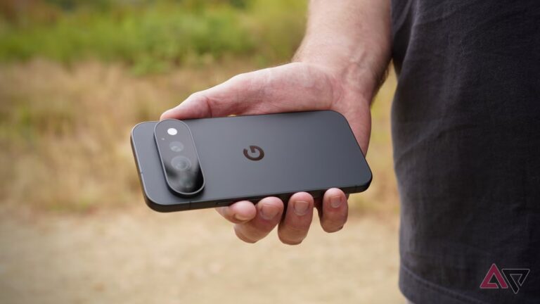 google-pixel-11-pro-in-hand.JPG