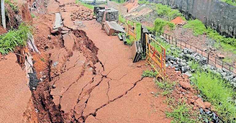 kannur-national-highway-landslide.jpg