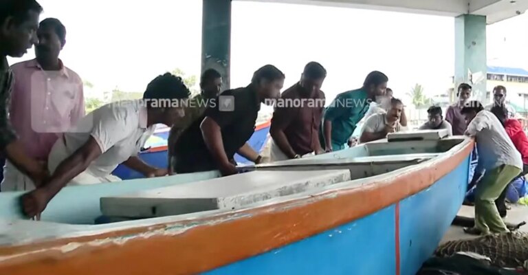 kollam-fishermen.jpg