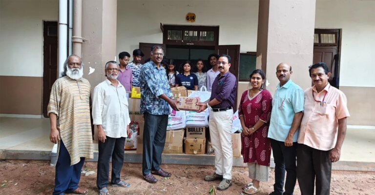 kollam-sree-narayana-college-flood-relief-1.jpg