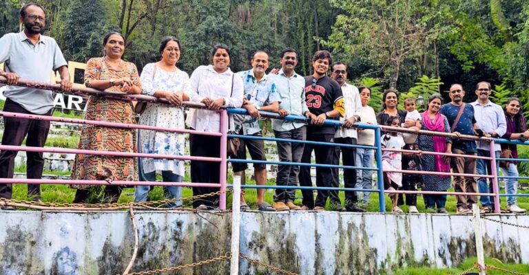 kottayam-tourists-nepal-safe.jpg