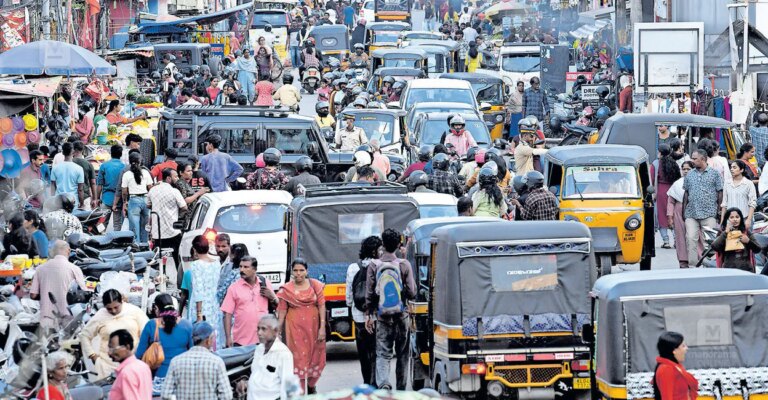 mullakkal-onam-rush-1.jpg
