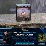 newskerala.net_1787883367_samsung-galaxy-z-flip-7-playing-youtube-video-on-cover-display