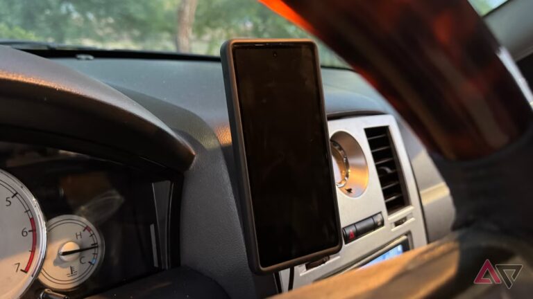 peak-design-car-mount-vent-pixel7a-front-wheel.jpg