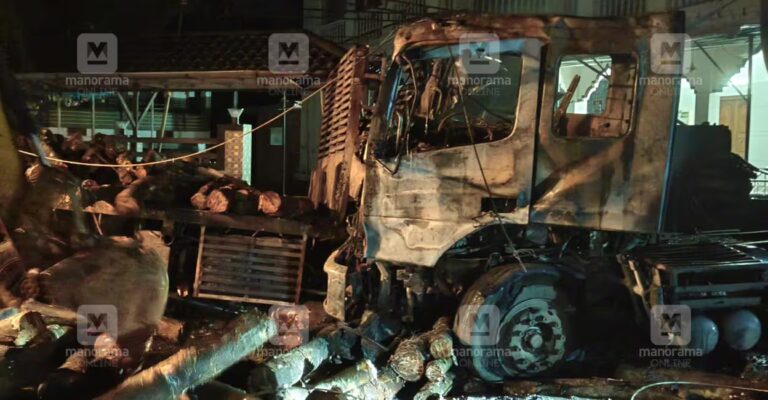 pilathara-accident-lorry-1.jpg