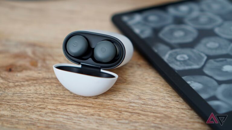 pixel-buds-pro-2-azla-case.JPG