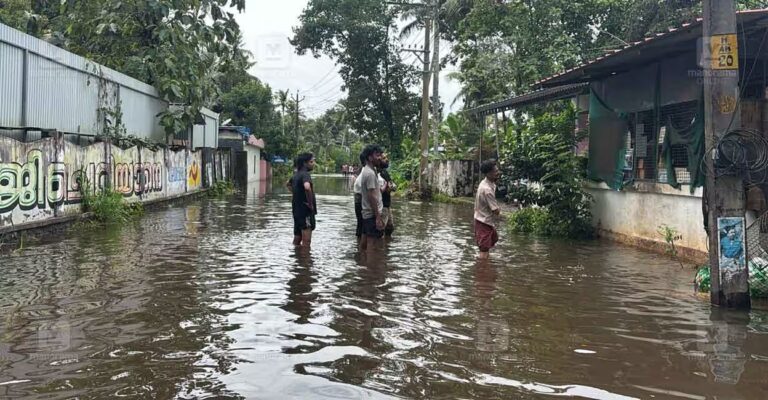 rain-flood-chengannoor.jpg