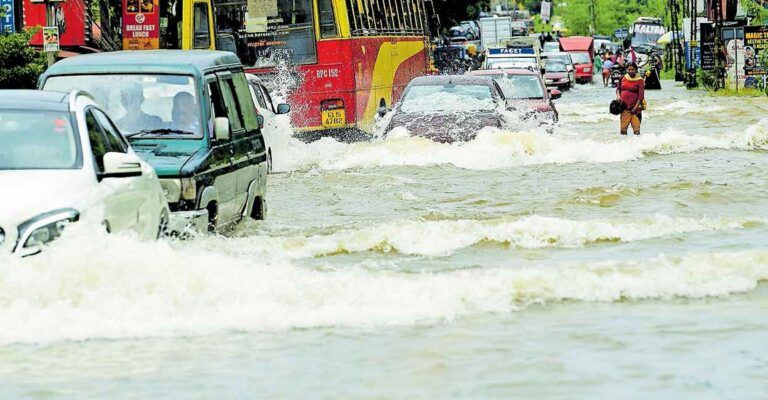 rain-kerala-flood-thirumoolapuram.jpg