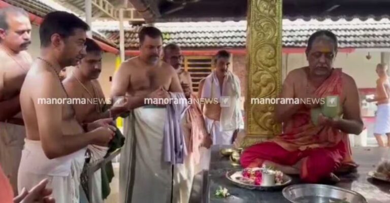 sabarimala-kasargod-temple-pooja.jpg