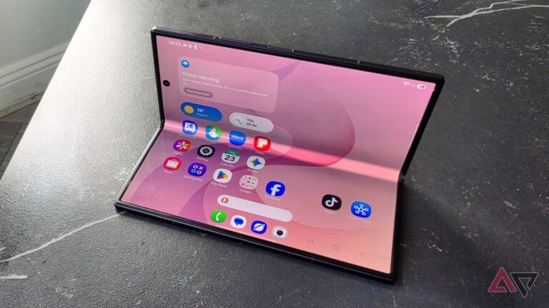 samsung-galaxy-z-fold-8-ultra-flex.jpg