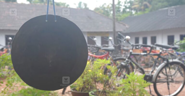 school-bell-rep.jpg