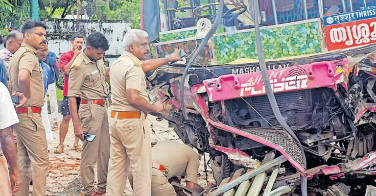 thrissur-accident.jpg
