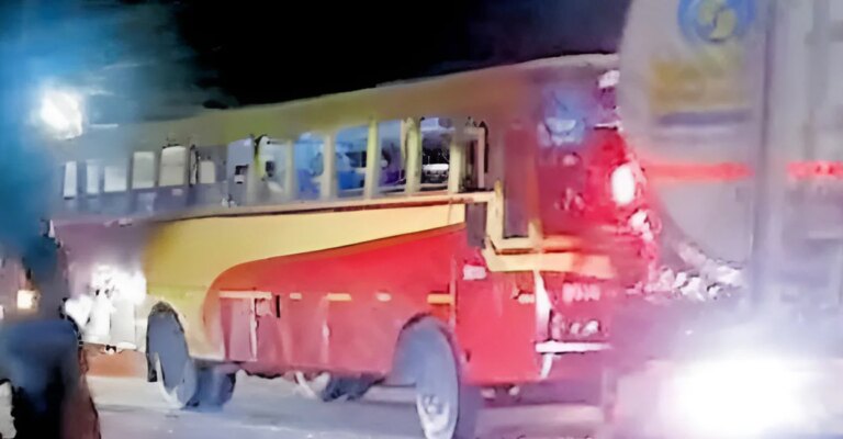 vattappara-accident.jpg