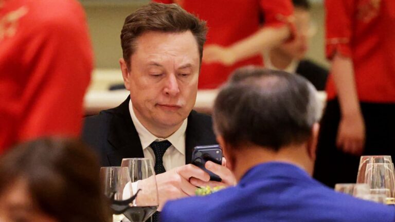 w-1280h-720format-jpgimgid-01kvssmxe7e89eqt1ncf5dhzebimgname-elon-musk-1782203446727.jpg