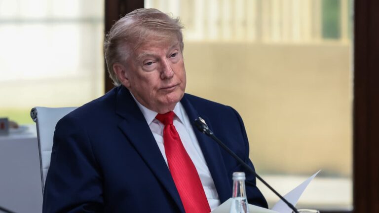w-1280h-720format-jpgimgid-01kvw98j0af0k0bjm2xjmrk7qtimgname-donald-trump-2-1782286927882.jpg