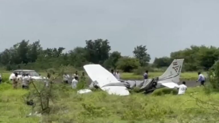 w-1280h-720format-jpgimgid-01kzk06q6dph5bsszcrjpxxjf3imgname-baramati-aircraft-crash-17862704078.jpeg