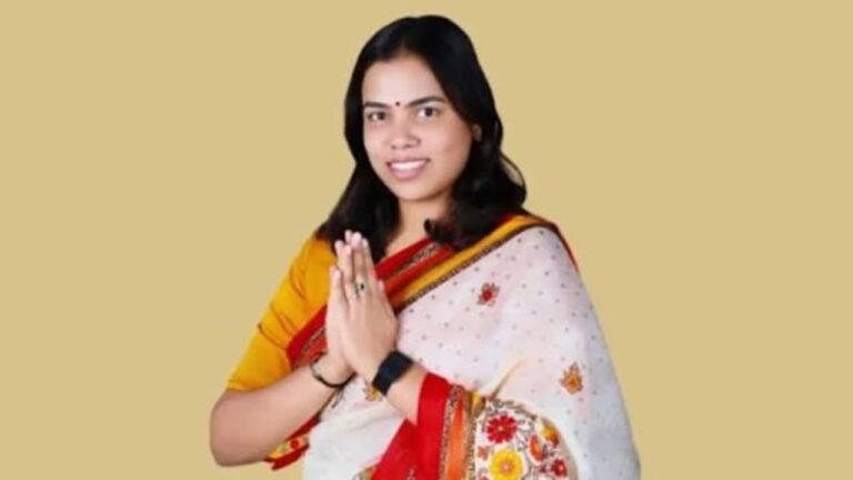 w-1280h-720format-jpgimgid-01m08kcr9798tst9168e71m990imgname-tamil-nadu-industries-minister-keer.jpeg