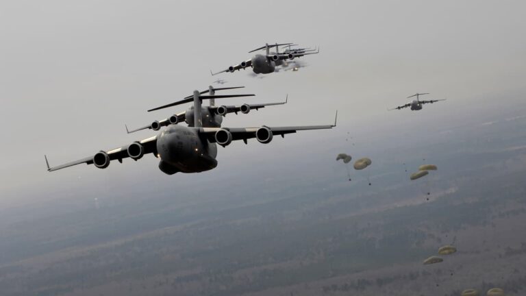 w-1280h-720format-jpgimgid-01m0wkbd0qeqjjxbqc62kxnpszimgname-asianet-in-pics-iaf-displays-streng.jpeg