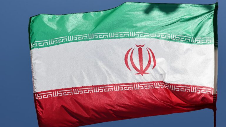 w-1280h-720format-jpgimgid-01m11h6tmqcsz317txbqy3rp30imgname-iran-flag-3-1787831741079.jpg