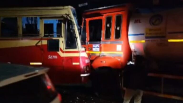 w-1280h-720format-jpgimgid-01m126hsw2ktnw83bqtpfnm1ysimgname-ksrtc-petrol-tanker-accident-178785.jpeg
