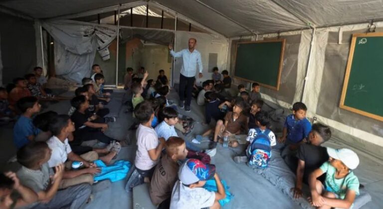 Palastine-Schools.jpg