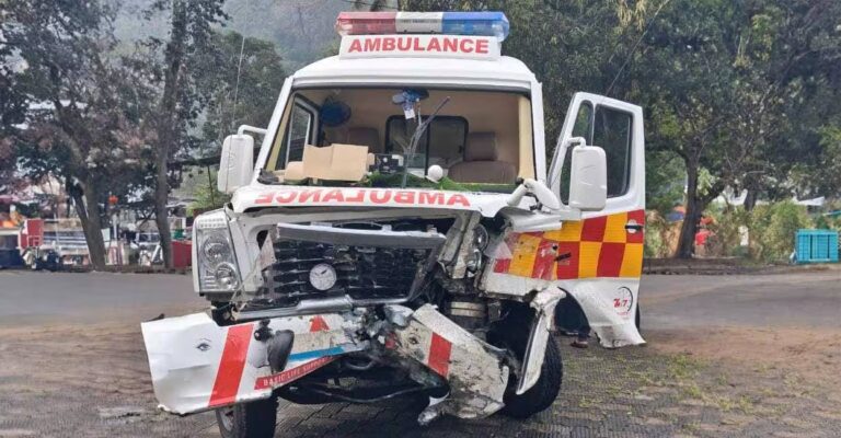 ambulance-accident.jpg